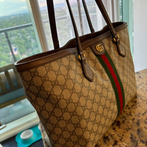 GUCCI - OPHIDIA GG MEDIUM TOTE - Picture 2 of 9